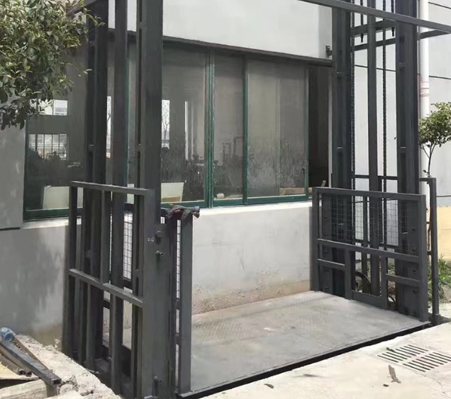 上海导轨式施工升降机助力民生工程提速增效